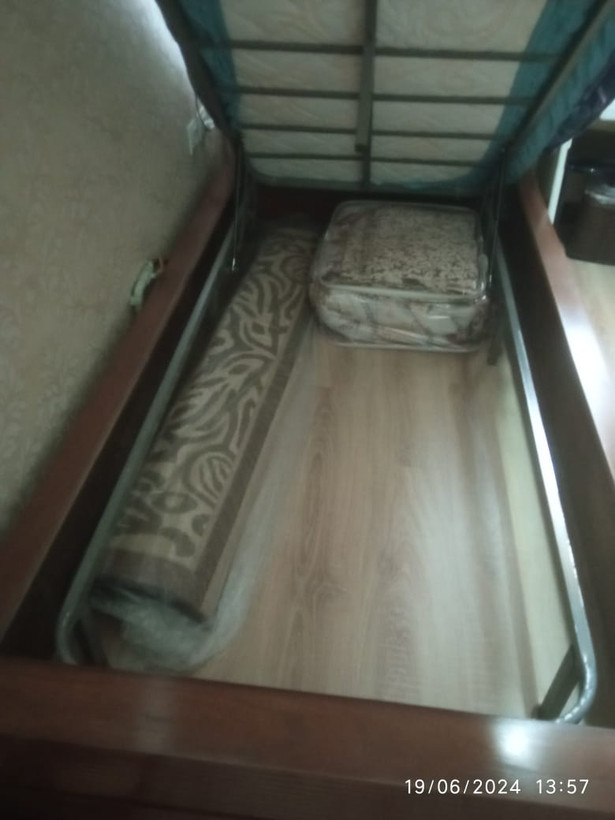 کفی تخت جکدار